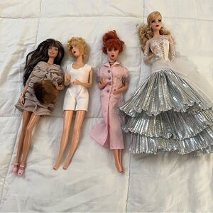 Vintage Barbie’s